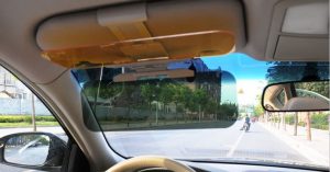 Double extension of car sun visor