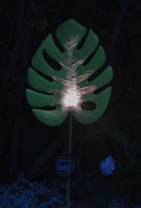 Feuille lumineuse solaire Monstera H90 cm